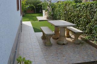 Vista Cunit es una gran casa con piscina, barbacoa - 1