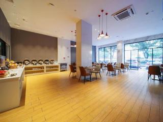 Borrman Hotel Zhaoqing Sihui Tianguangxu Jade City - 3