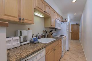 208 Village Gate condo - 1