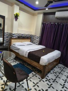 Hotel gayatri - 0