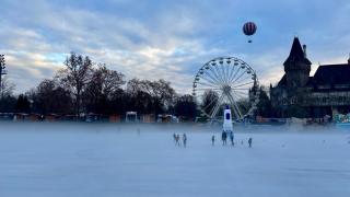 Gellert Square Family Residence - Premium Stay in Buda Side's Cultural Center - 8