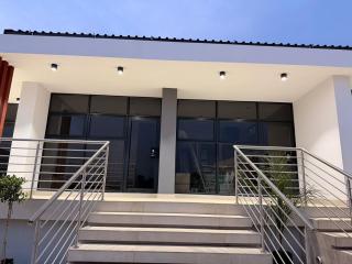 Yoga Luxury Lodge - 4