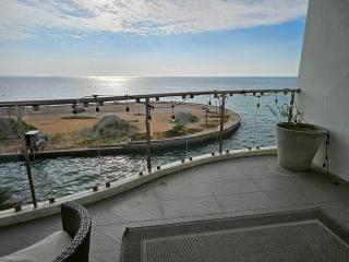 Beachfront 3bedroom Jomtien Pattaya - 1