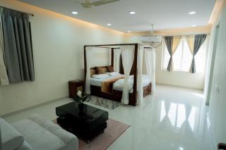 Le Penguin Serviced Apartments - 0
