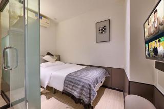 Xiamen Puyiju Movie Theme Hotel - 1