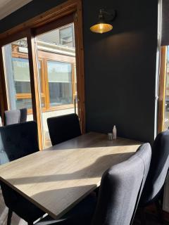 Westend Hotel & Bar - 1