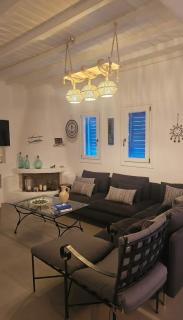 Elegant Mykonos 3 Bd Villa w Private Swimming Pool - 4