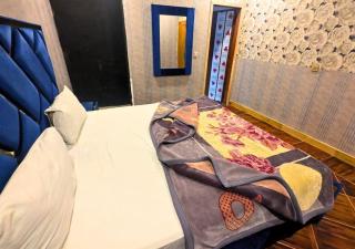 Hayat Palace Hotel Upper Mall - 8