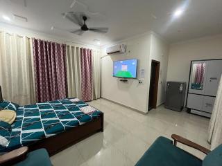 2BK- Blend of comfort & style - 3