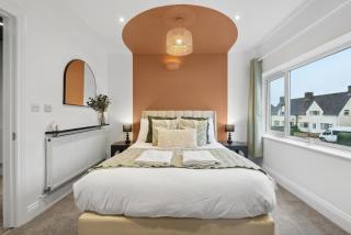 Stylish and Comfortably Large 5-bedroom house - 7