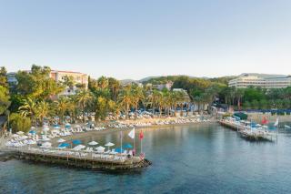 Utopia Resort & Residence - 4