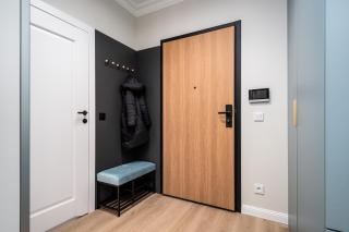 Towarowa Square, Sun & Snow - 5