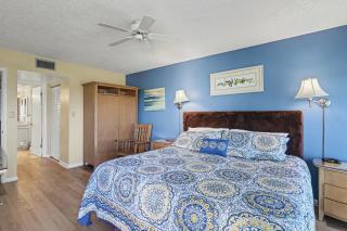 Land's End 7-204 Beach Front - St. Pete Beach - 1