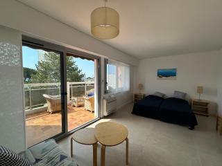 HYEDAV Studio climatisé pour 4 personnes à 50 m de la plage - Les Salins d'Hyères - 3