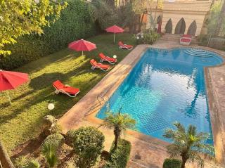 Charming Luxury Villa - Pool & Hot Tub - 6