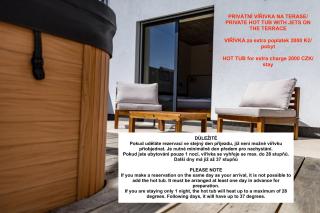 Prázdninová rezidence - Vilabyt s vířivkou, zahradou a výhledem na zámek - 0