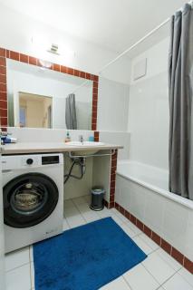 Beautiful and Bright Apartment in a Prestigious Area - 6