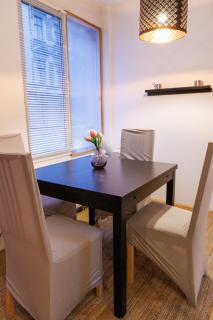 Beautiful and Bright Apartment in a Prestigious Area - 3