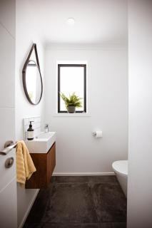 Hill-Top Oasis with Pool and Spa on 2ha just 5mins to Wharf - 4