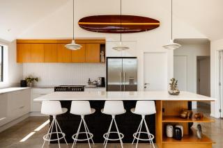 Hill-Top Oasis with Pool and Spa on 2ha just 5mins to Wharf - 6