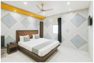 Krishna Imperial Palace Charbagh- Palace near Lucknow Railway Station # Free Wifi # Room Service And Parking Facility - Fully Air conditioning Luxuary Room - Top Rated Hotel In Lucknow - 3