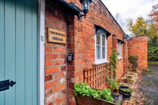 Finest Retreats - Cricketers Cottage - Deerhurst - 3