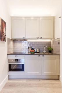 Bright and cosy studio - Premium street-2nd floor. - 7