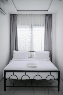 Charlotte Residence - Luxury Kinshasa 2 bed, hill views & rooftop - Airport Pickup - 4