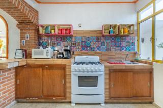 Villa with garden jacuzzi trampoline - 1