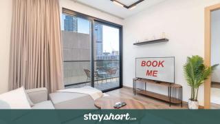 StayShort - Stylish, Minimalist 2-Bedroom in Jumeirah Village Circle - 0