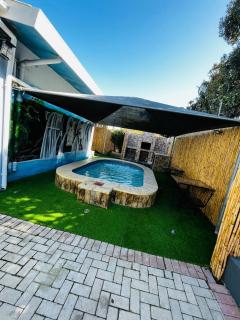 Victoria Guest Lodge - 6