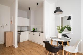 Wola Sławińska Deluxe Apartment by BookingHost - 6