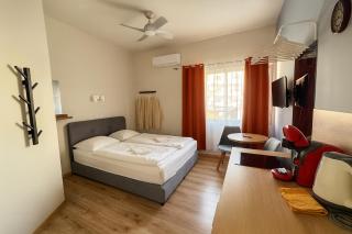 Smart Comfort StudioN4 Private Kitchenette Bathroom to Beach 260m Marina Port old City 900m - 0