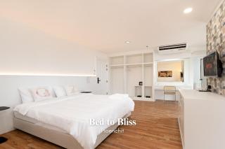 Chic King Bed Apt w Bathtub, BTS Central BKK BTB9 - 0