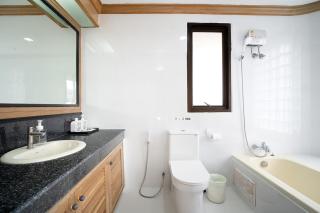 Chic King Bed Apt w Bathtub, BTS Central BKK BTB9 - 7