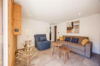 Au Chalet Le Péry, vue sur le Mont de Grange - 3