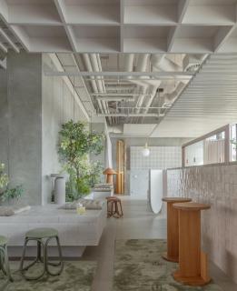 Locke at East Side Gallery - 9