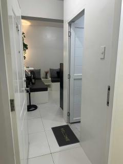 Naga City River View 1BR U1 Apartment - 2