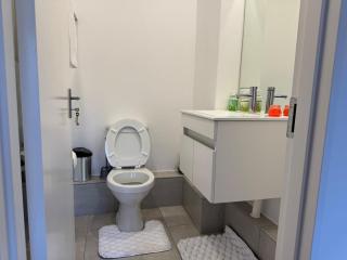 Ojay Homes Apartment - 8