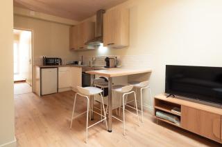 New T2 - Private parking - Close to city center - 1