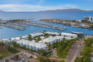 Breakwater Marina Apartment with Pool & Parking in Townsville - 6
