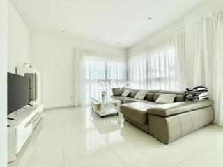 Amay 880 Torrevieja by Villas&You - 3