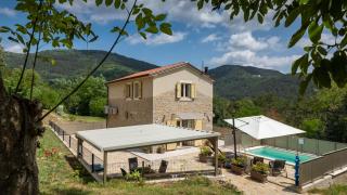 Rustic villa Casa Mavretici with pool in Motovun - 1