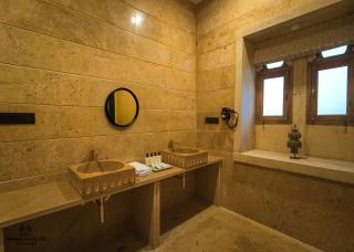 Hotel Grand Khalifa - 1