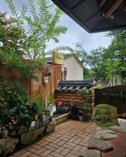 전주한옥마을 독채 교동스테이 - 4