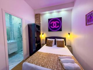 154 - Urban Atelier Home Cinema in Paris - 2