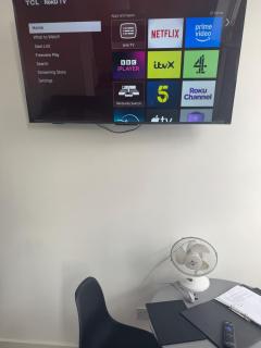 Stylish Modern 1 bedroom flat 6A - 1