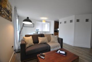 Two Bed Two Bath Apartments at Pavilions by Accommodation Windsor Ltd - 2