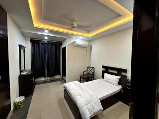 Sapphire Stays Hotel and Restaurant Peshawar - 9