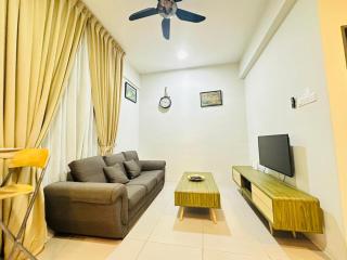 Homestay Golden Hills Apartment Penthouse - 2